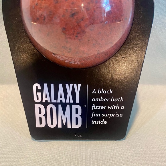 da Bomb Bath Fizzers.  galaxy bomb 7oz - Picture 2 of 6